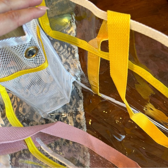 Clear beach bag, Pink, Yellow and silver sparkling stars. NEE - Picture 3 of 5